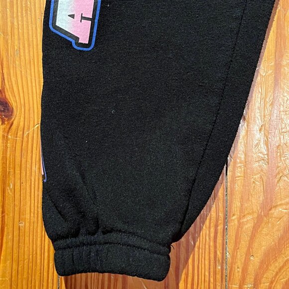 Hello Kitty Racing Sweatpants - Picture 14 of 16